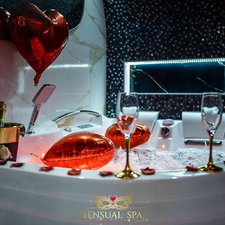 Sensual Spa- Love Room Jacuzzi Hammam Terrasse Nancy Bagian luar foto